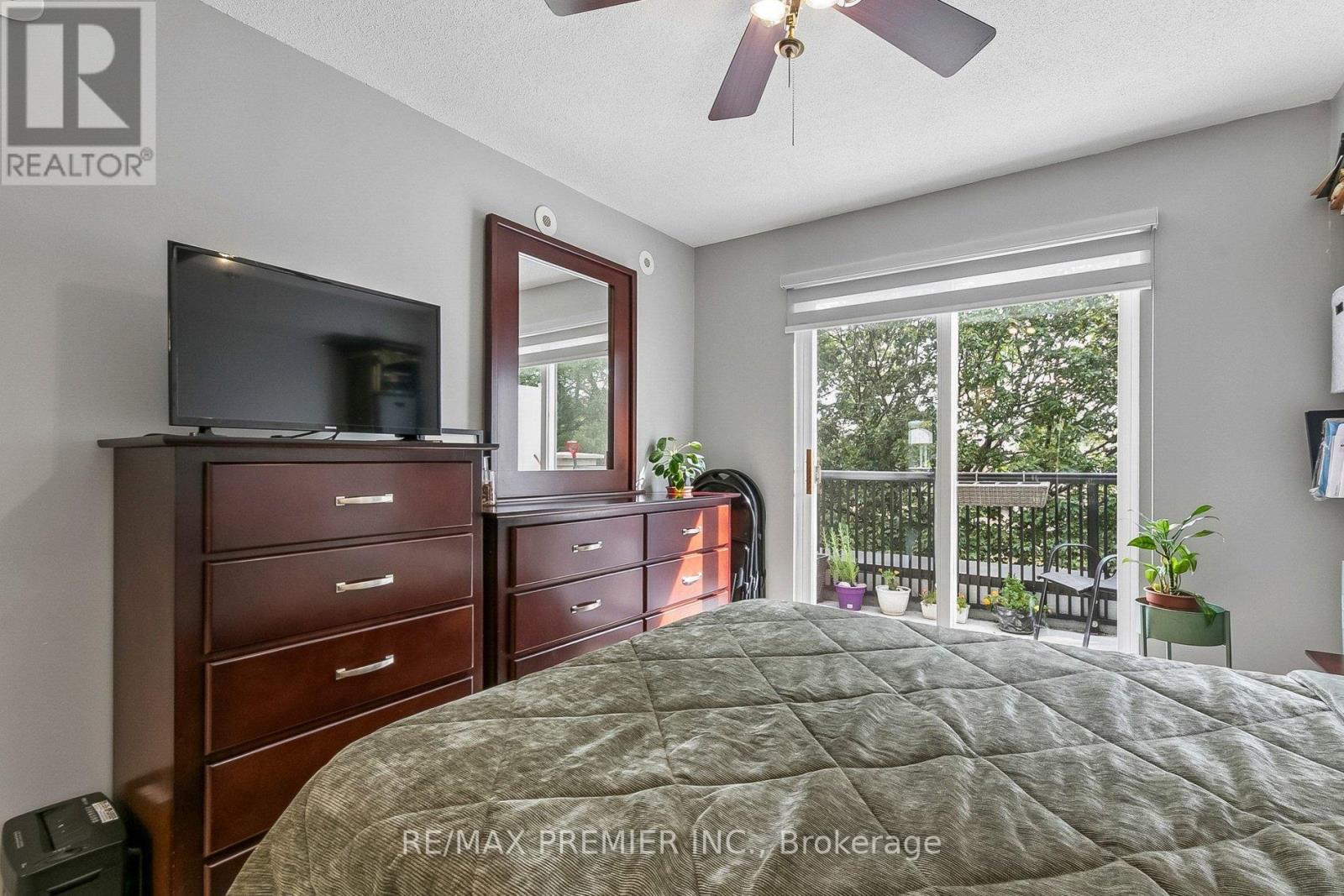 2152 - 105 George Appleton Way Property Photo 24
