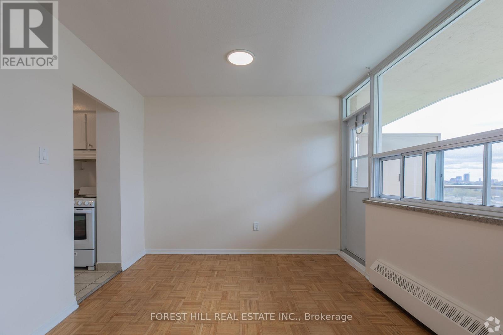 210 - 1130 Wilson Avenue Property Photo 5