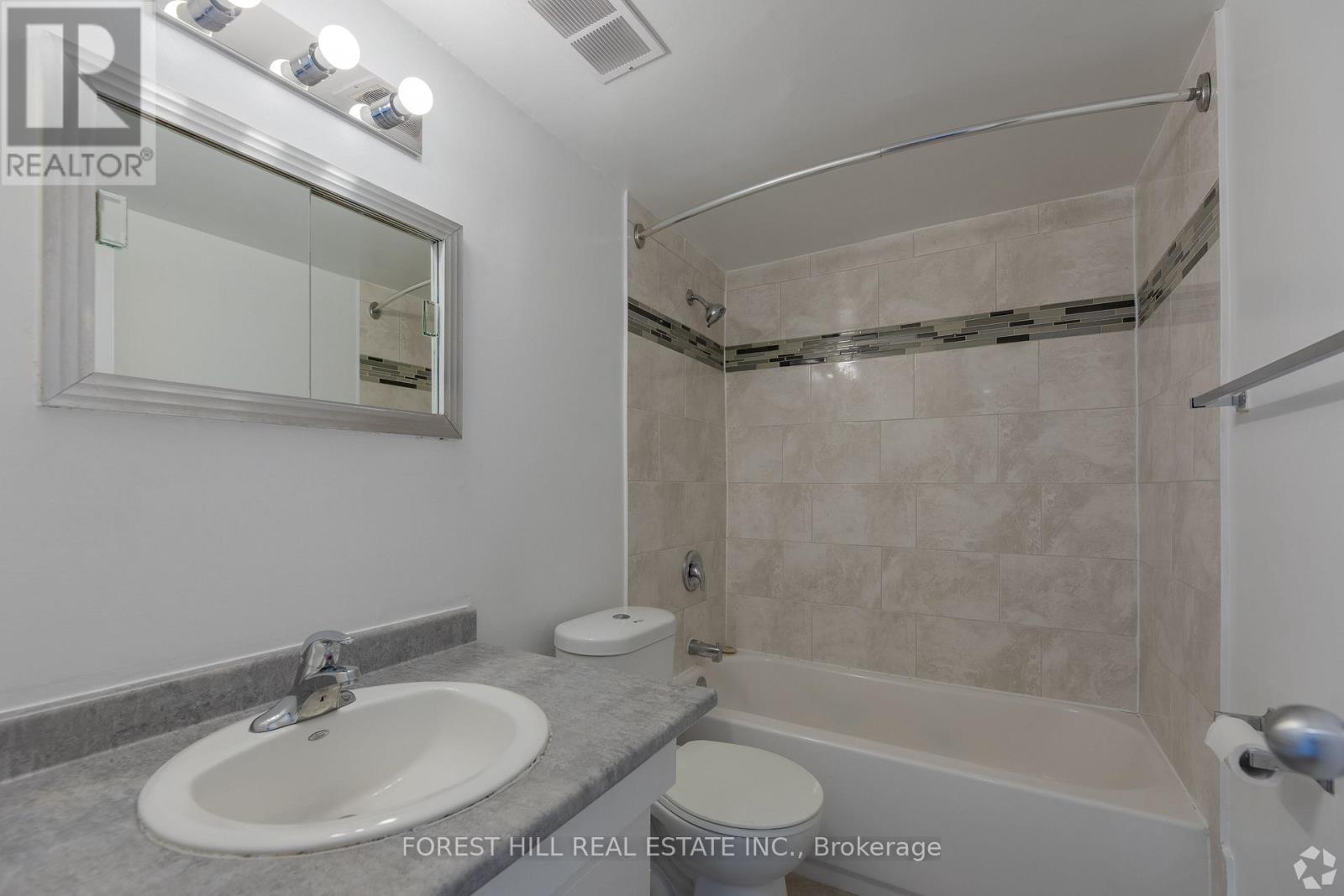 210 - 1130 Wilson Avenue Property Photo 10
