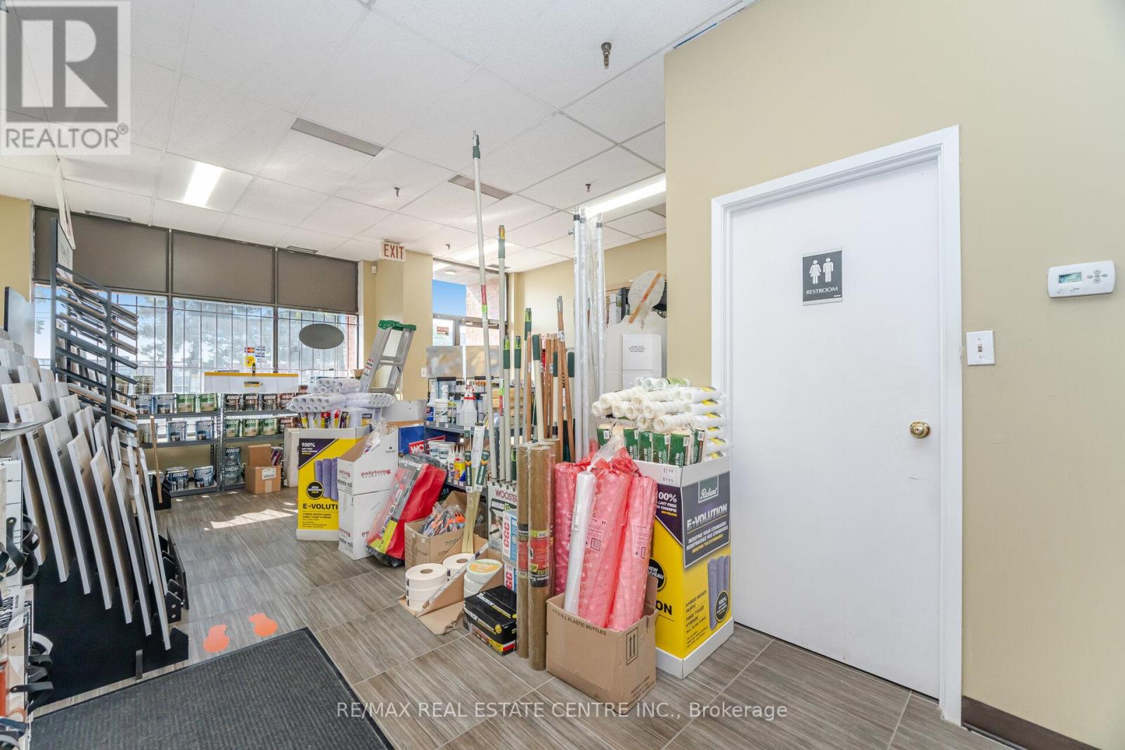 19 - 2074 Steeles Avenue E Property Photo 7