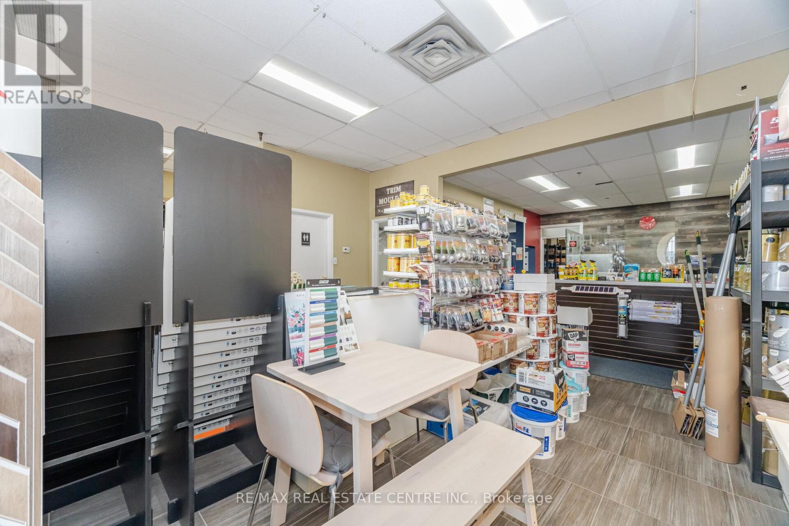 19 - 2074 Steeles Avenue E Property Photo 10