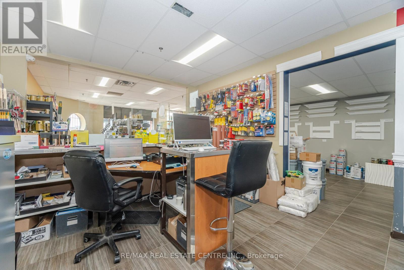 19 - 2074 Steeles Avenue E Property Photo 13