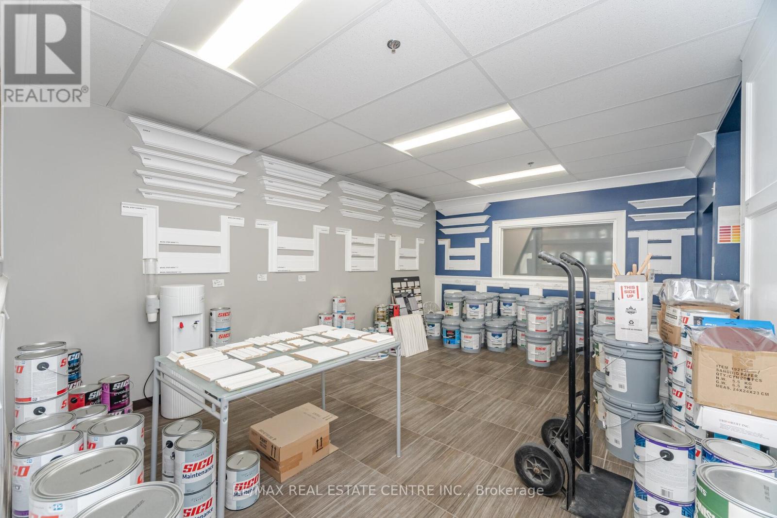 19 - 2074 Steeles Avenue E Property Photo 17
