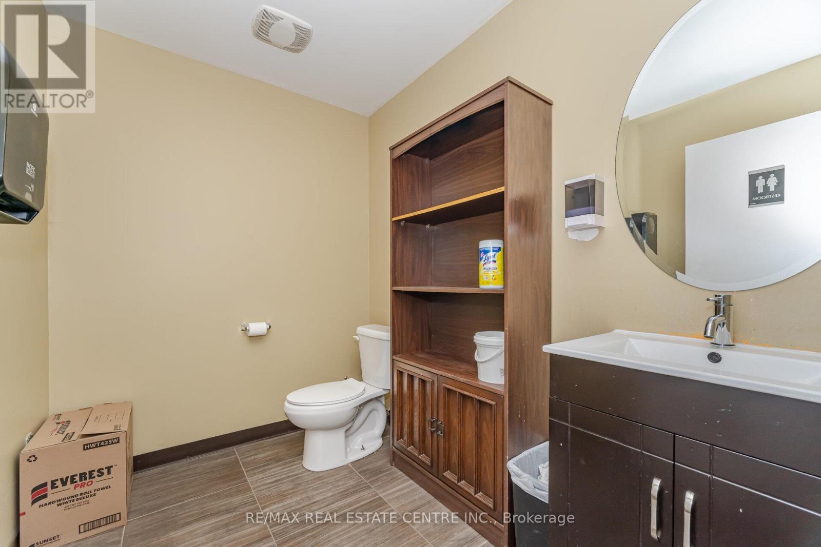 19 - 2074 Steeles Avenue E Property Photo 26