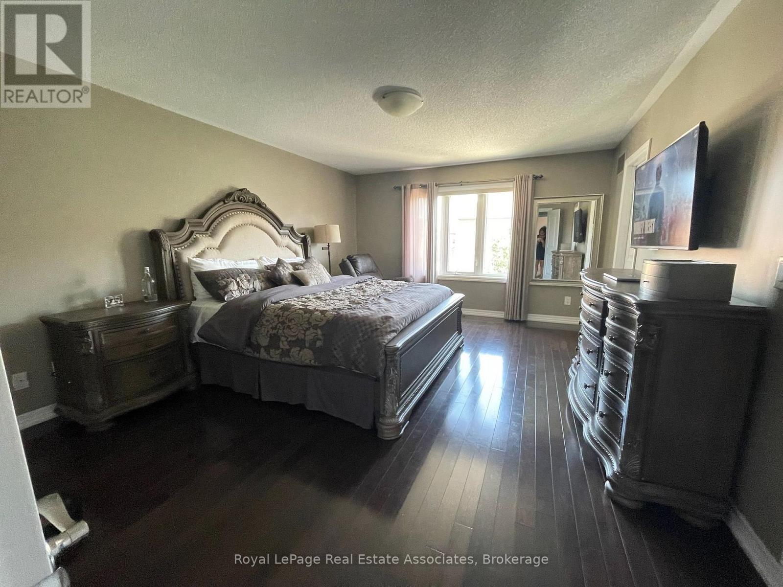 22 Forbes Terrace Property Photo 16