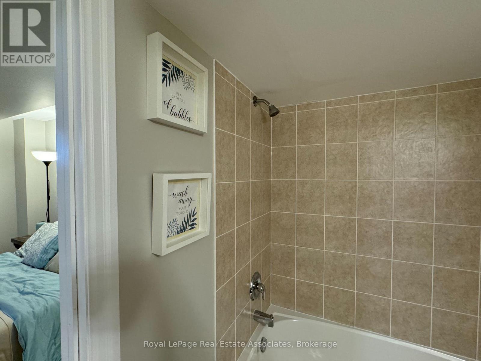 22 Forbes Terrace Property Photo 32