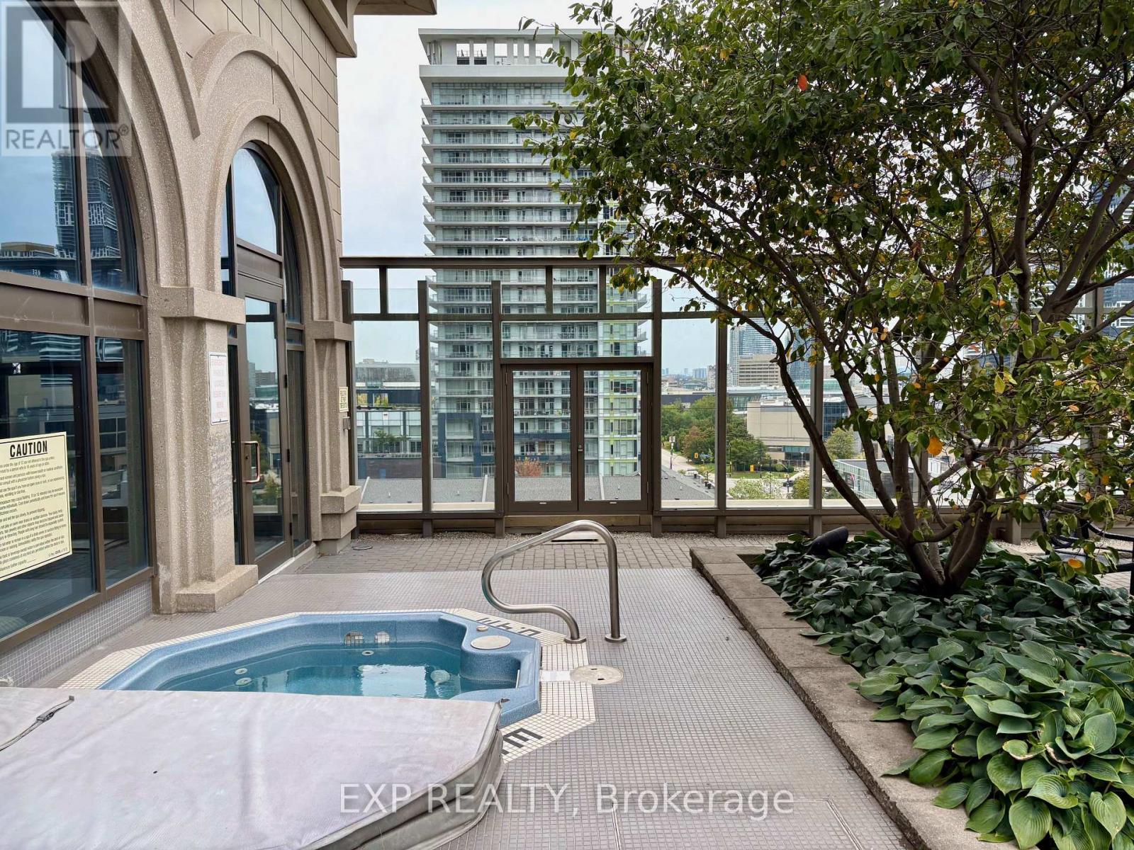 2304 - 385 Prince Of Wales Drive Property Photo 35