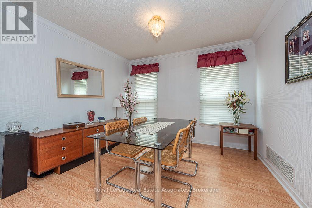 4 Nuttall Street Property Photo 6
