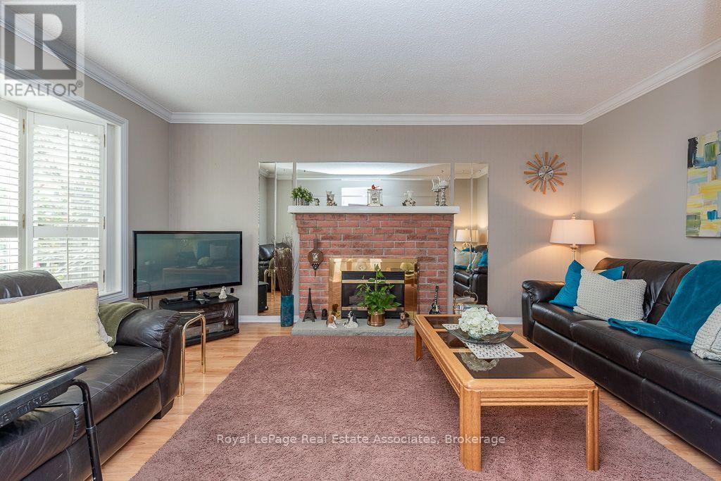 4 Nuttall Street Property Photo 11