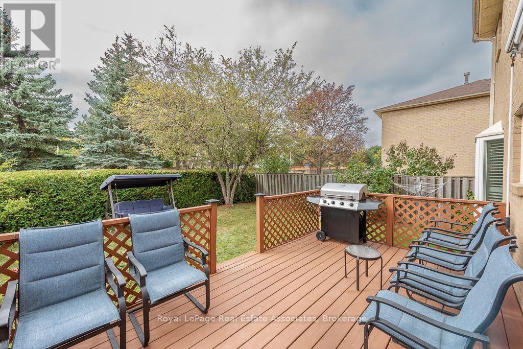 4 Nuttall Street Property Photo 31