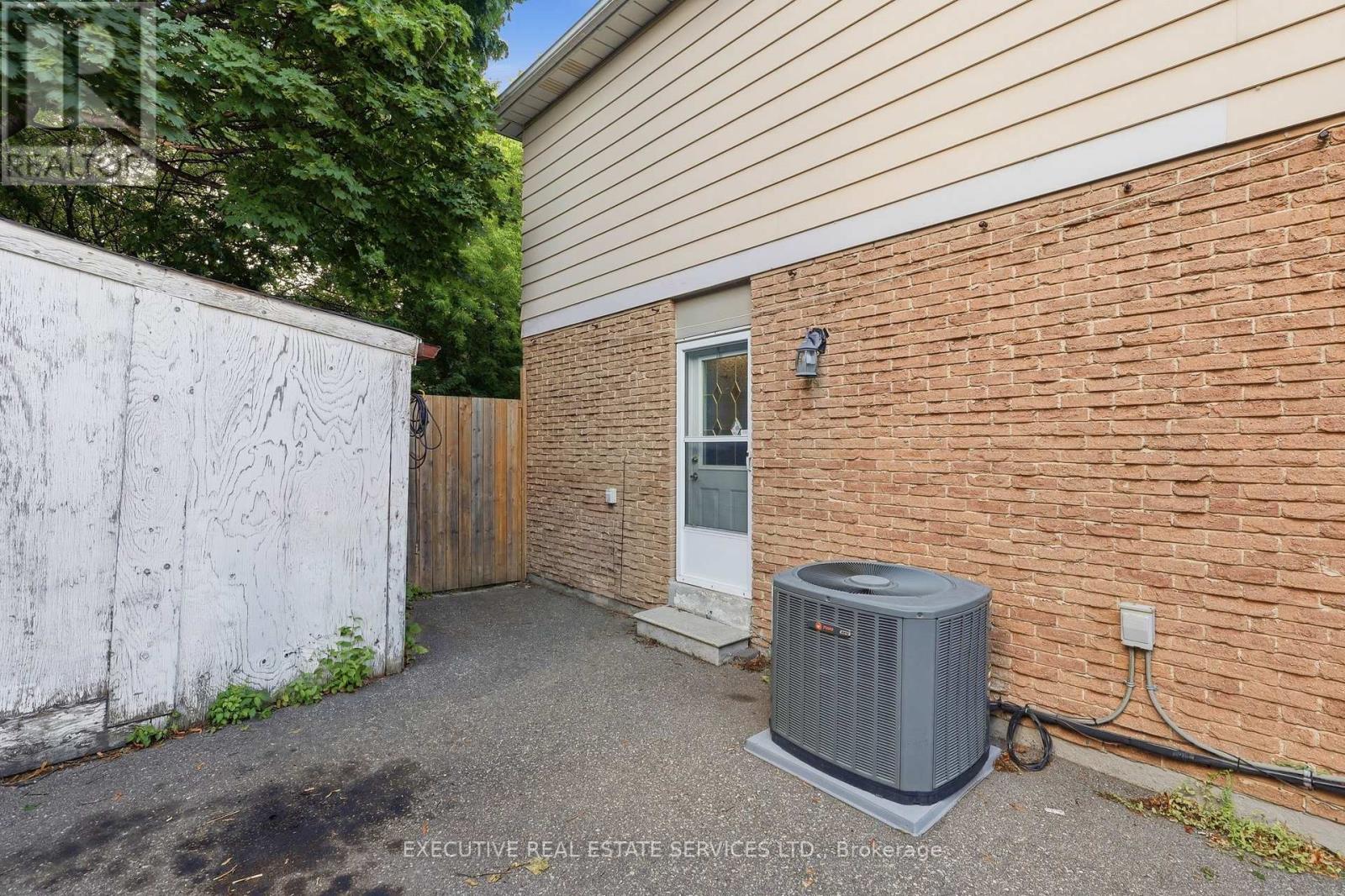 60 Chipwood Crescent Property Photo 14