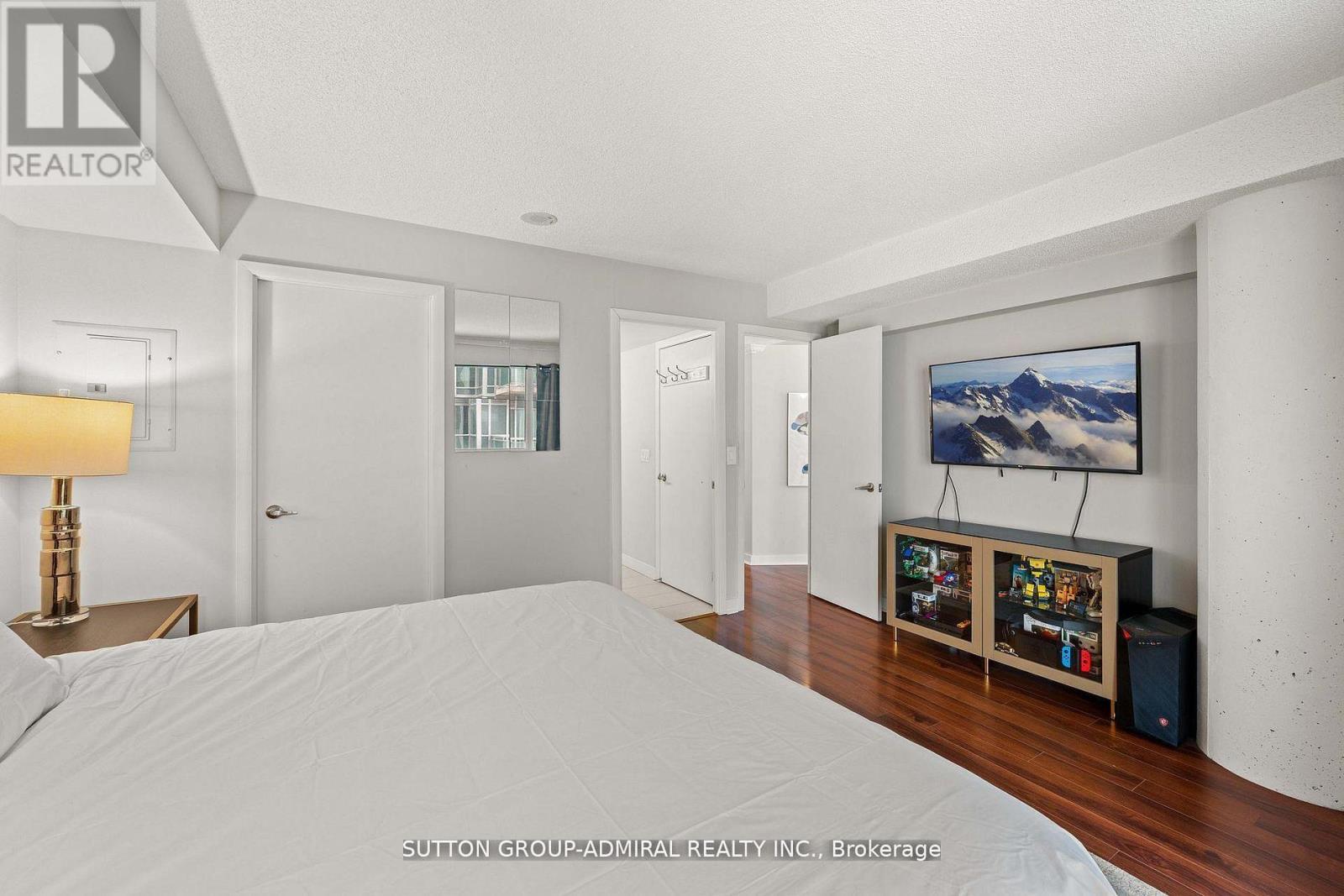 2513 - 155 Legion Road Property Photo 19