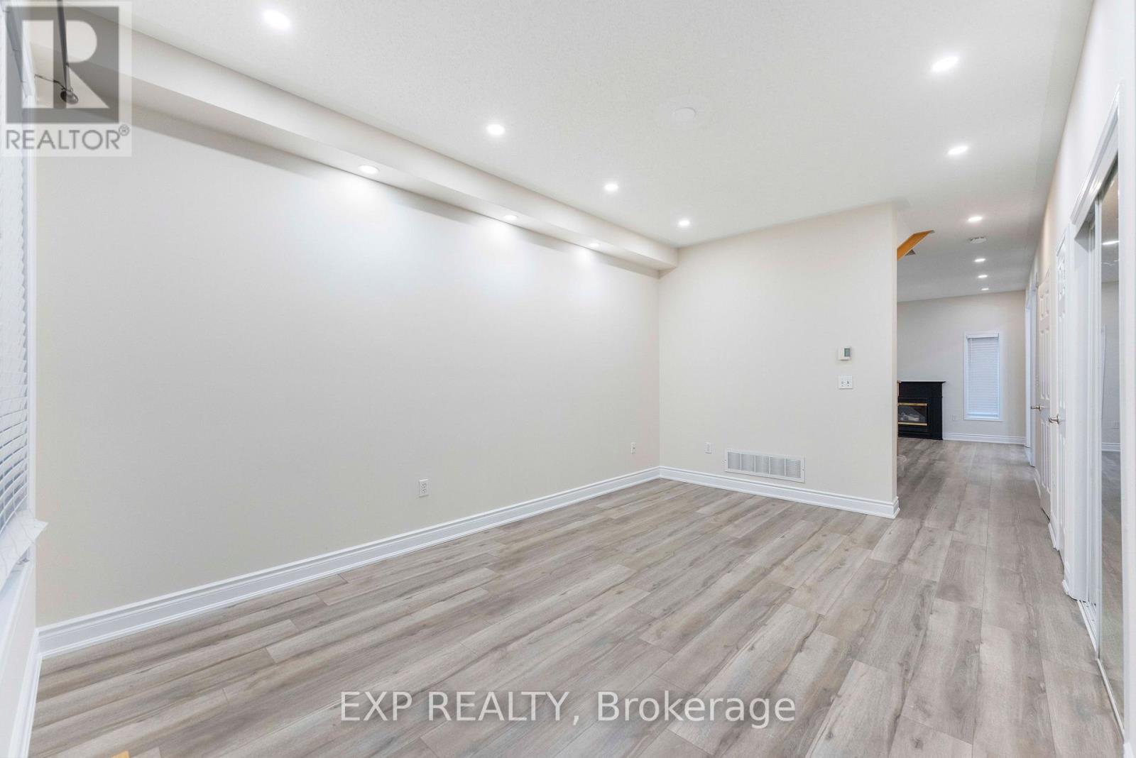 7 Overture Lane Property Photo 6