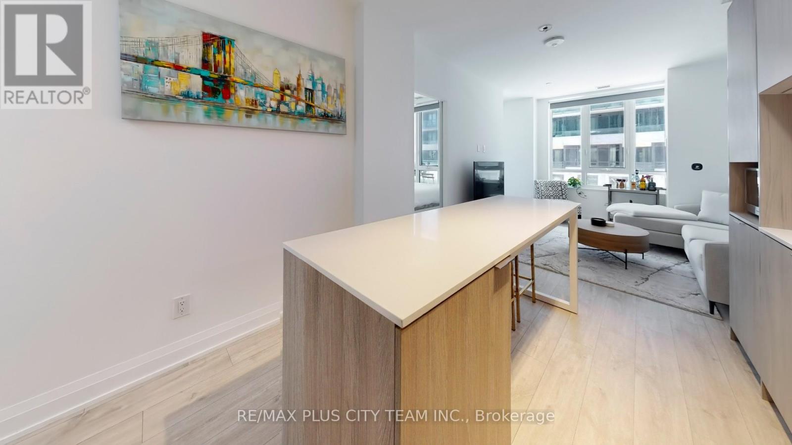 205 - 70 Annie Craig Drive W Property Photo 7