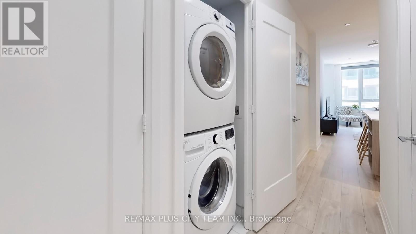 205 - 70 Annie Craig Drive W Property Photo 16
