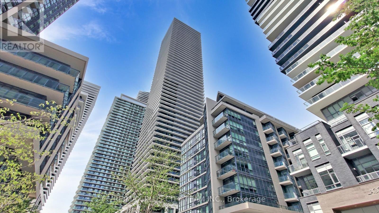 205 - 70 Annie Craig Drive W Property Photo 31