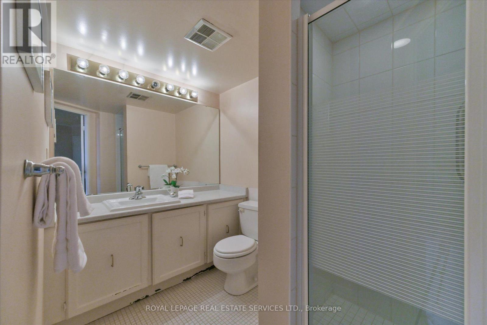 E1 - 284 Mill Road Property Photo 26