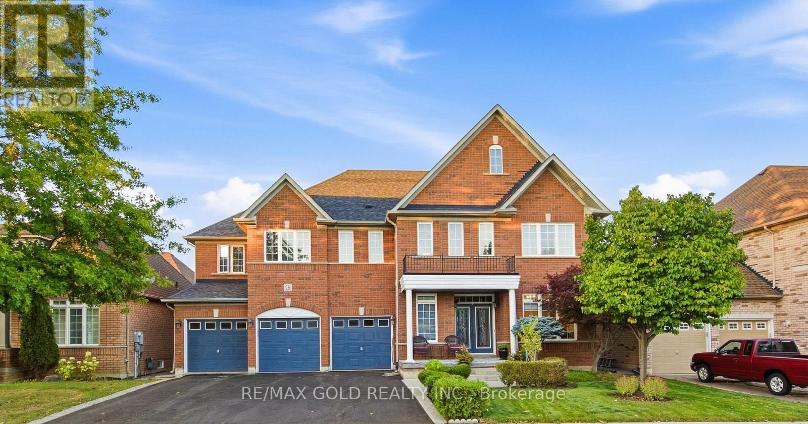 29 BLAKETON COURT