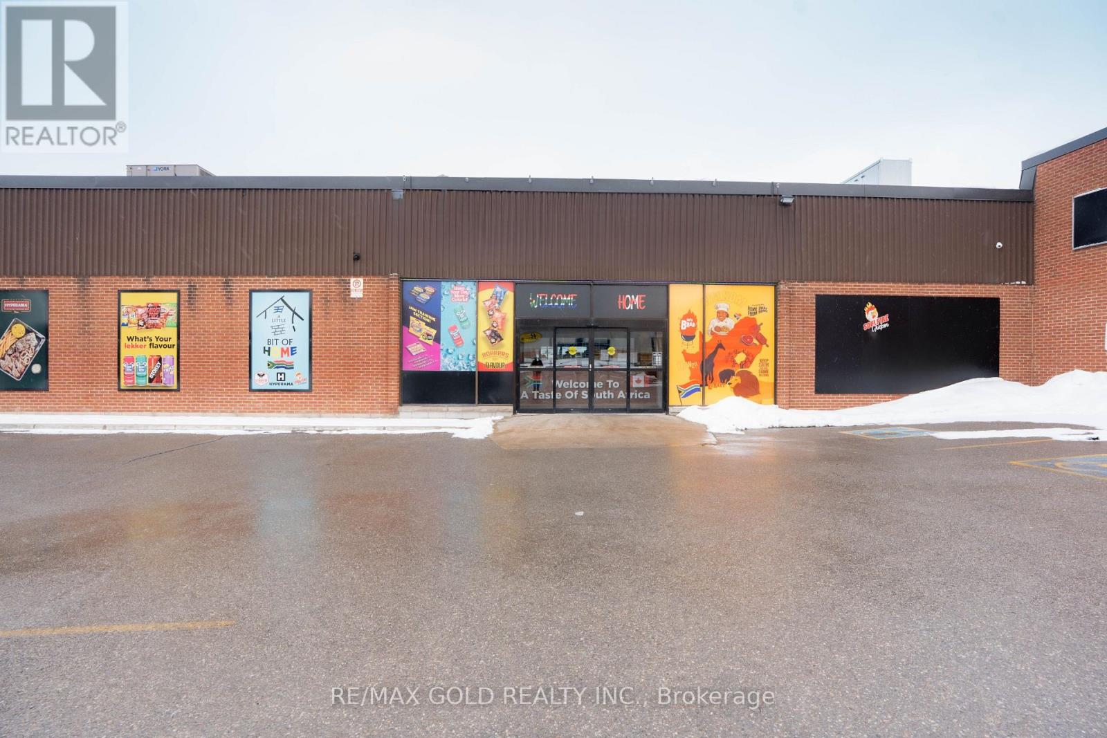 2 - 2110 Dundas Street E Property Photo 2
