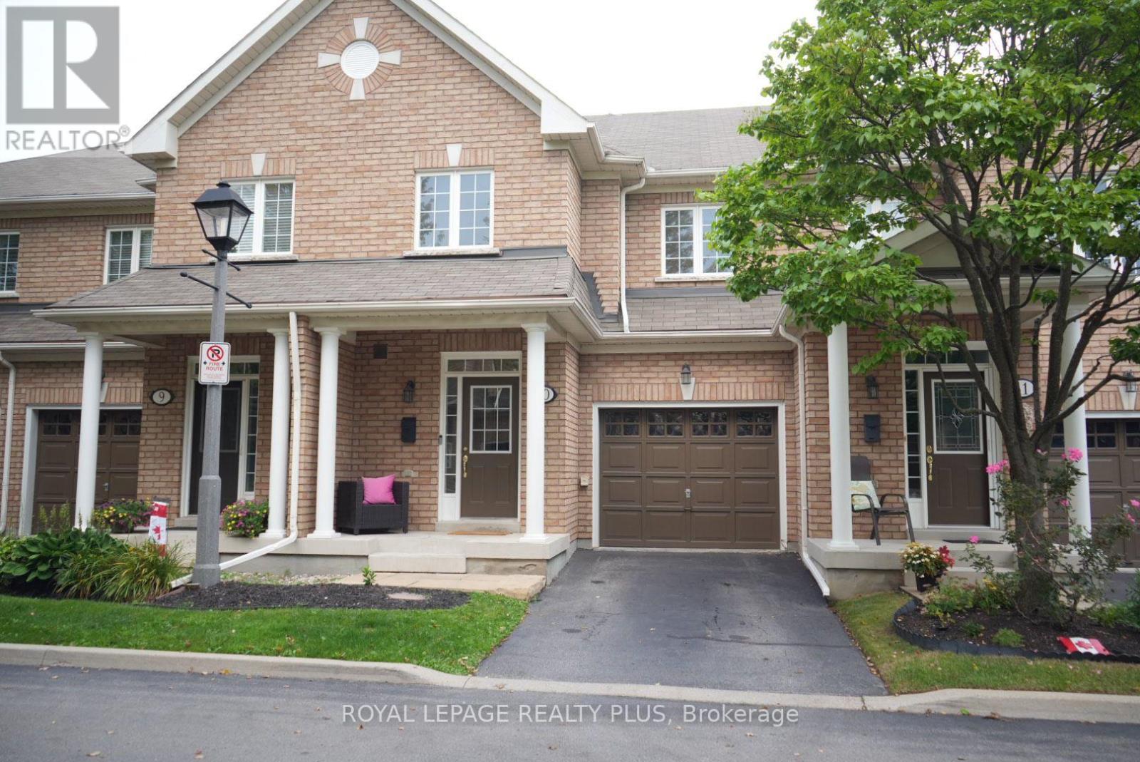 10 - 2410 Woodward Avenue Property Photo 1