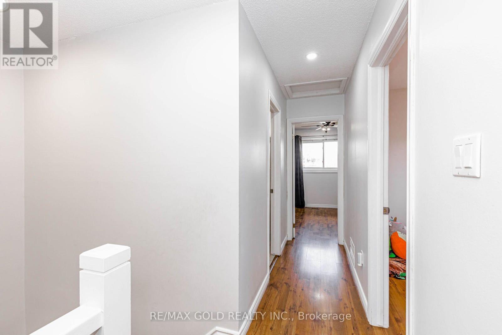 240 Simmons Boulevard Property Photo 16