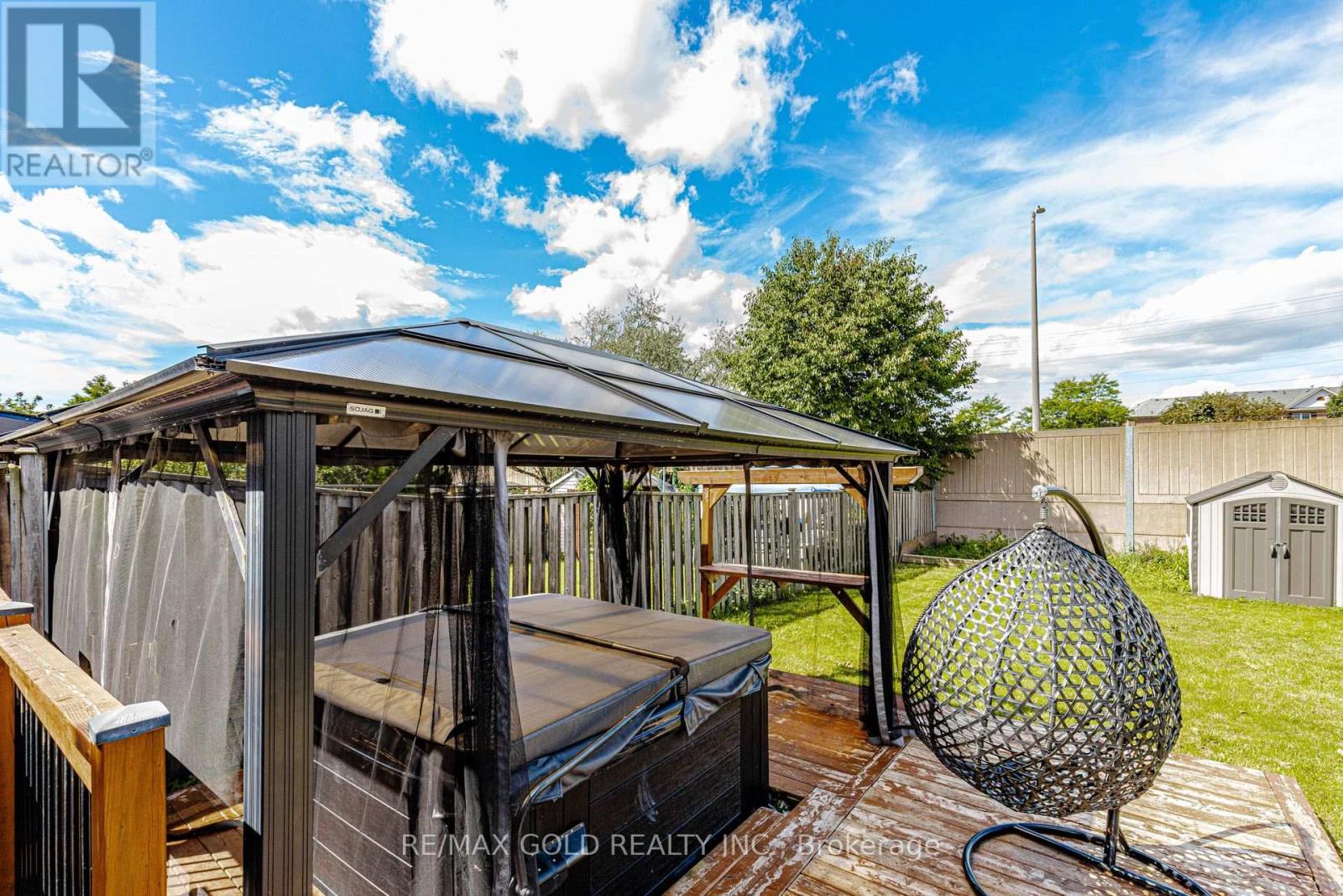 240 Simmons Boulevard Property Photo 36