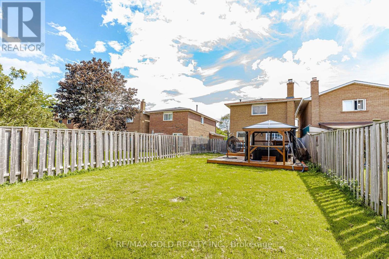 240 Simmons Boulevard Property Photo 39