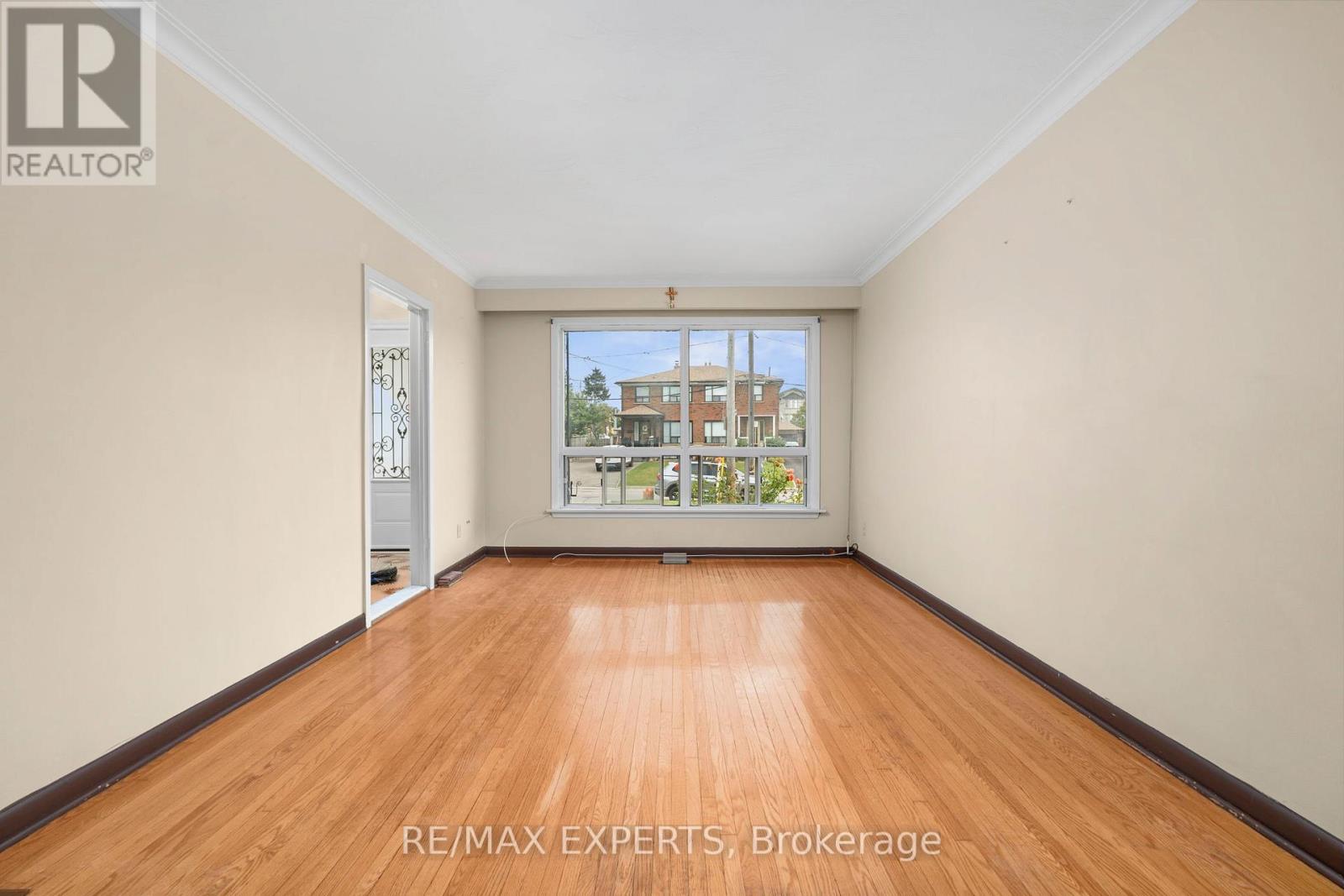 2 Donofree Road Property Photo 7