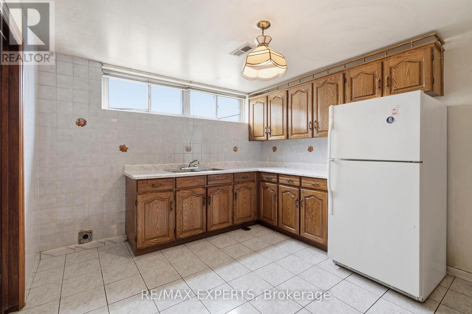 2 Donofree Road Property Photo 25