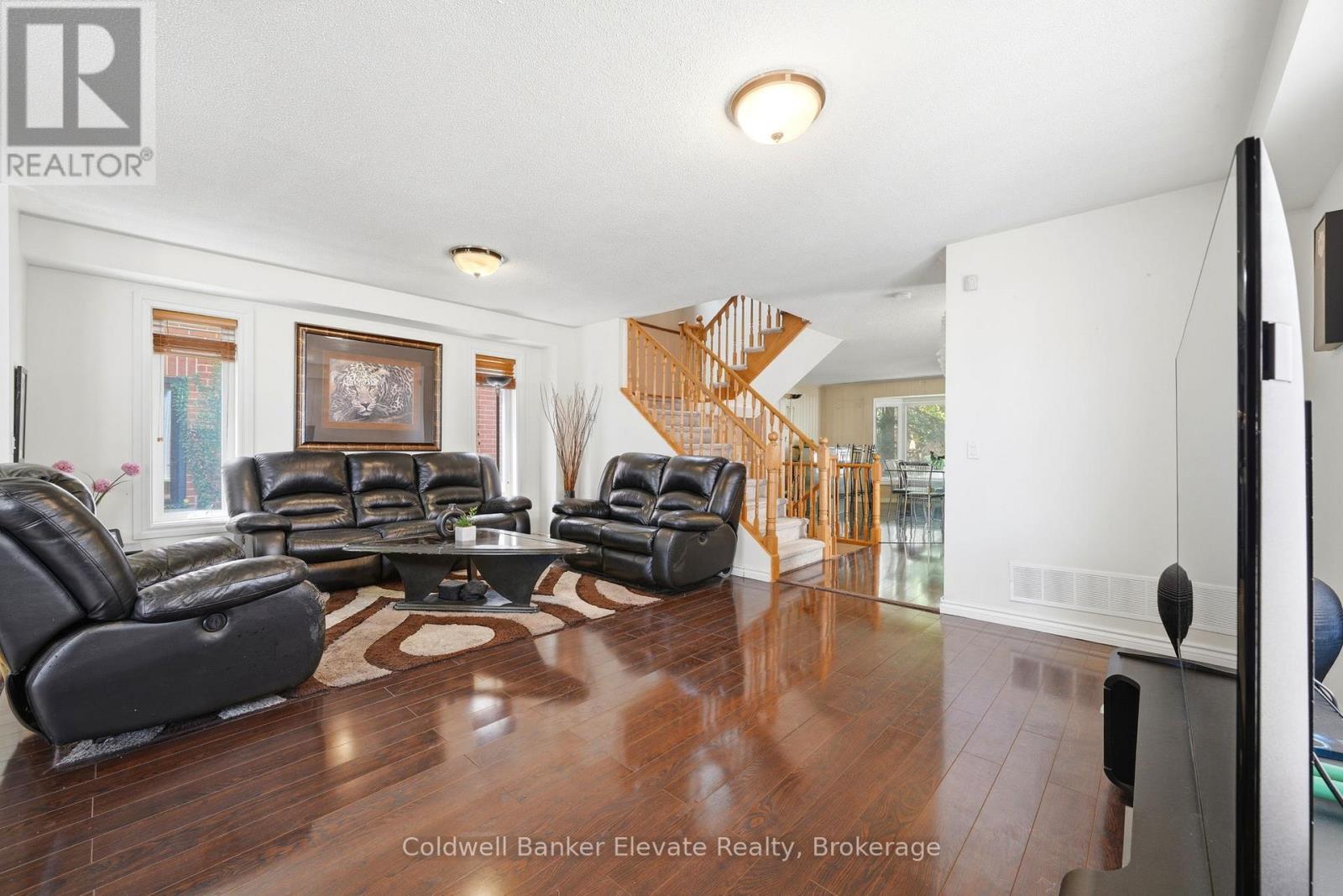 334 Cottonwood Street Property Photo 8