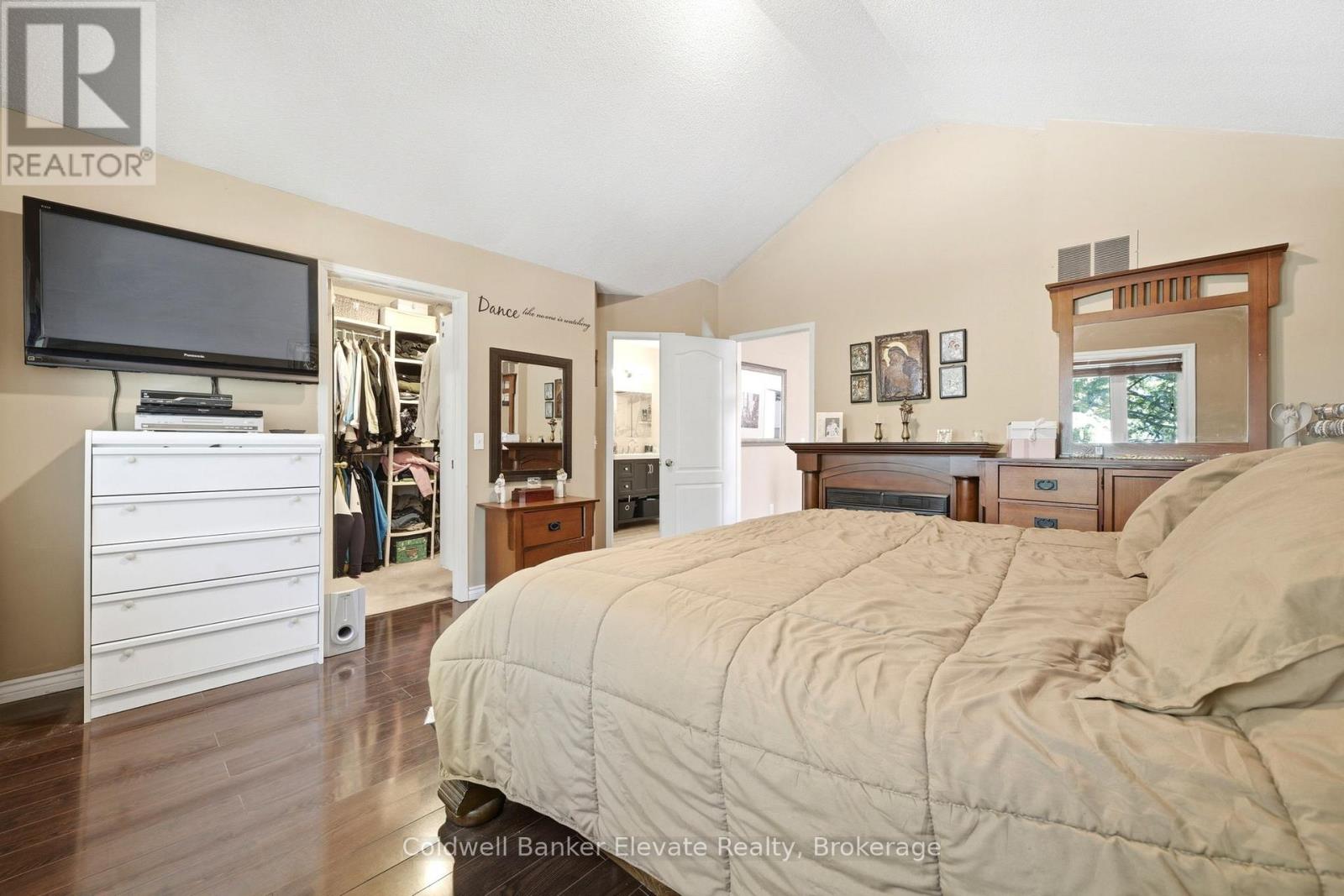 334 Cottonwood Street Property Photo 16