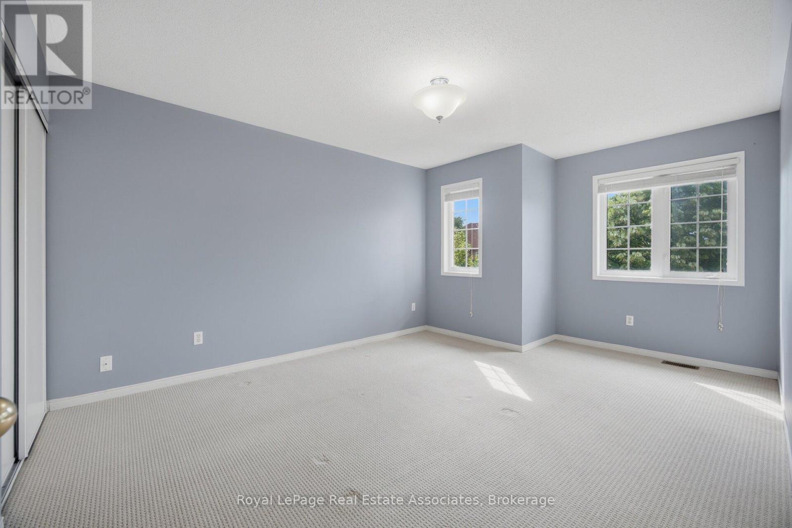 70 Echoridge Drive Property Photo 32