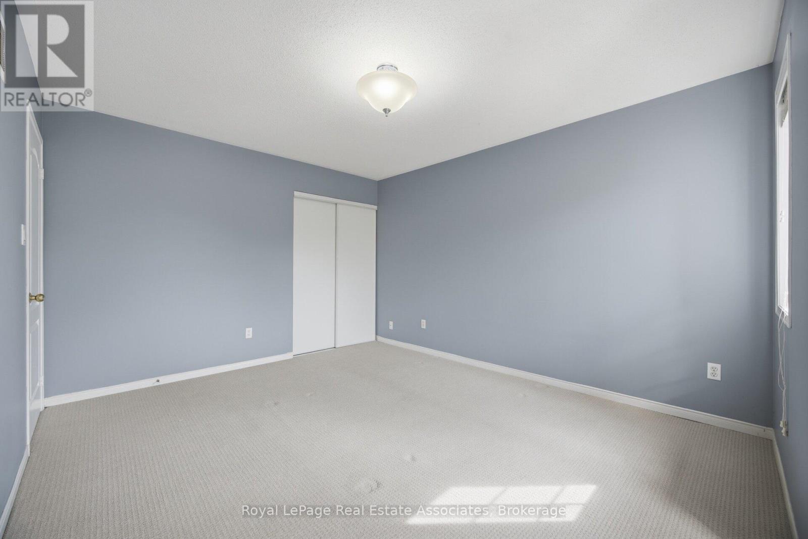 70 Echoridge Drive Property Photo 33