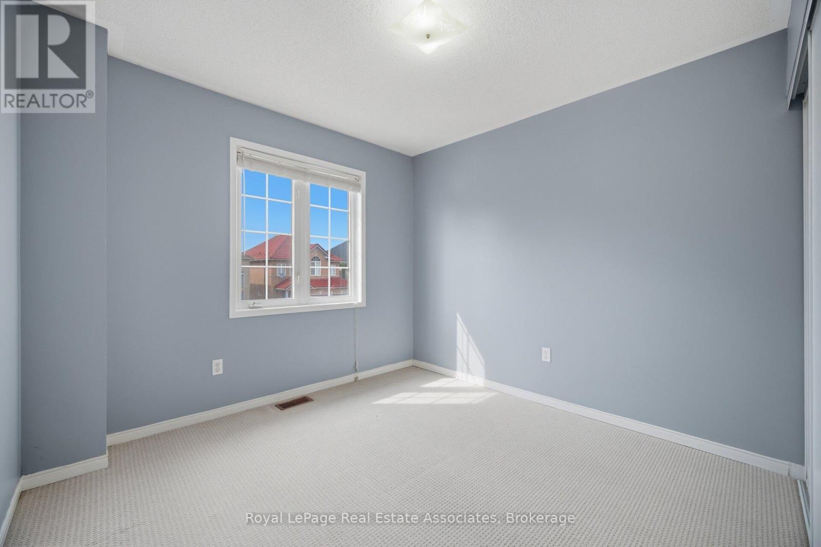 70 Echoridge Drive Property Photo 34