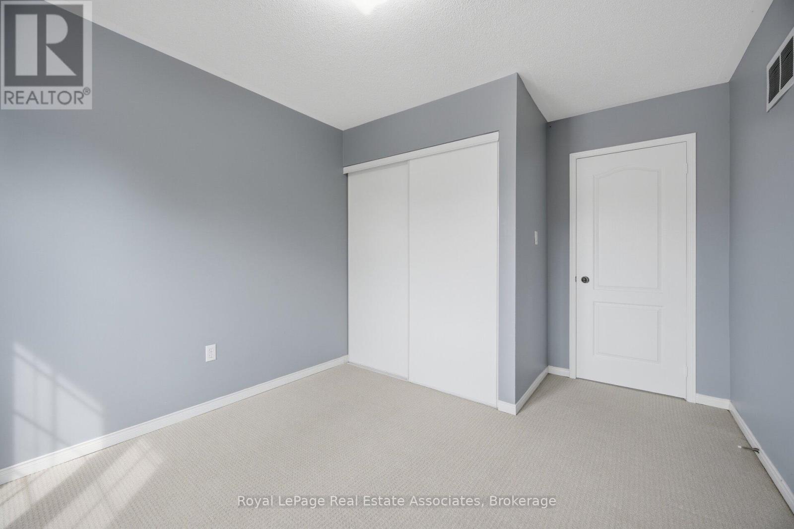 70 Echoridge Drive Property Photo 35