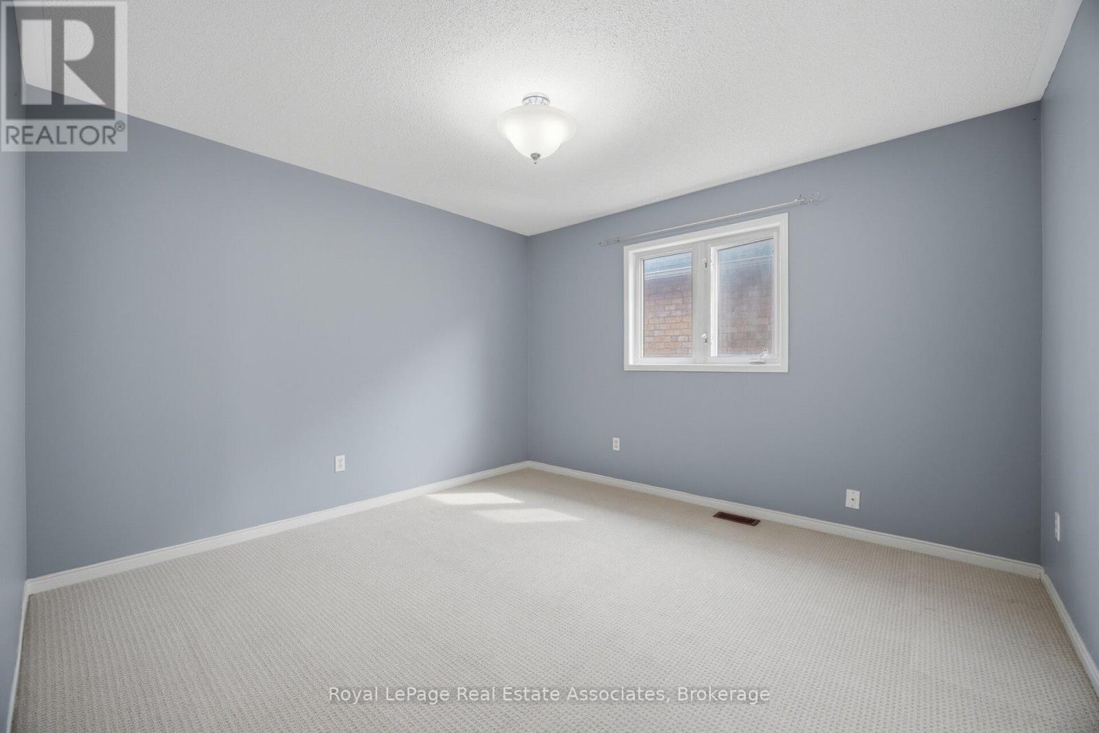70 Echoridge Drive Property Photo 36