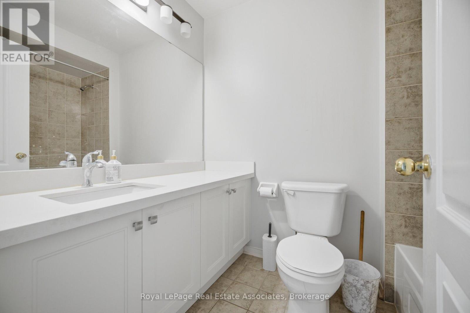 70 Echoridge Drive Property Photo 38