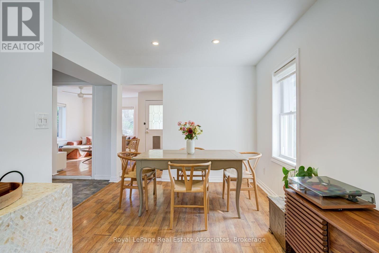889 Third Street Property Photo 10