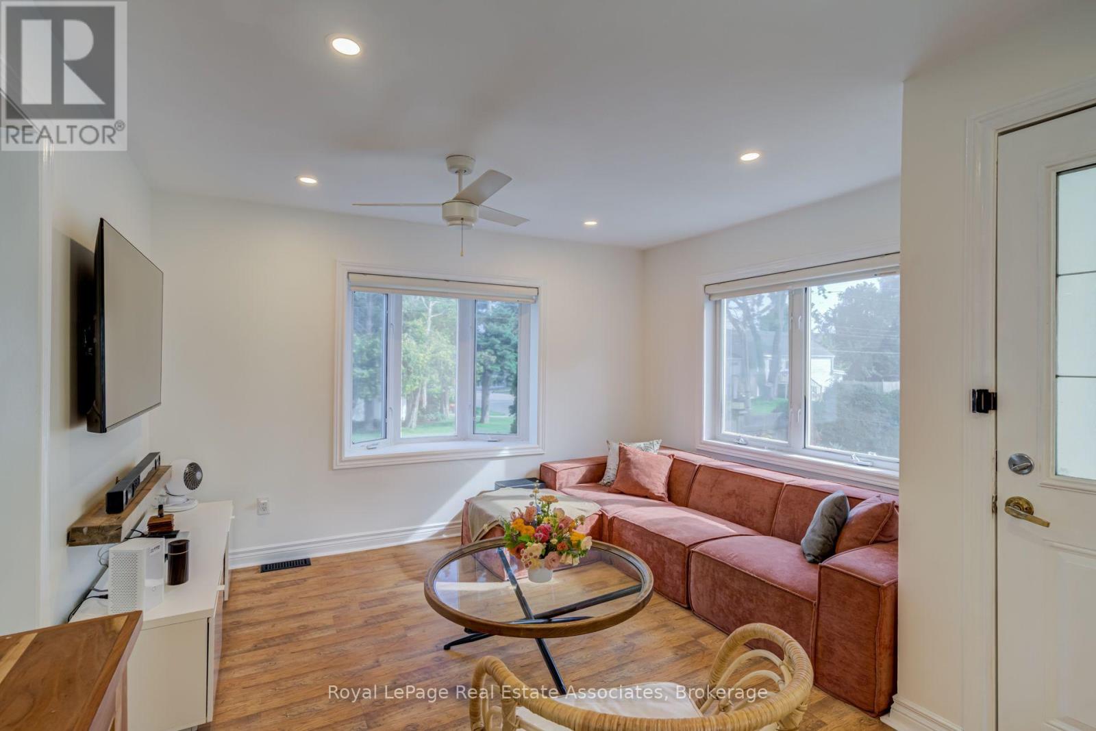 889 Third Street Property Photo 18