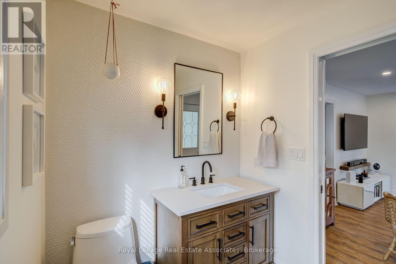 889 Third Street Property Photo 24