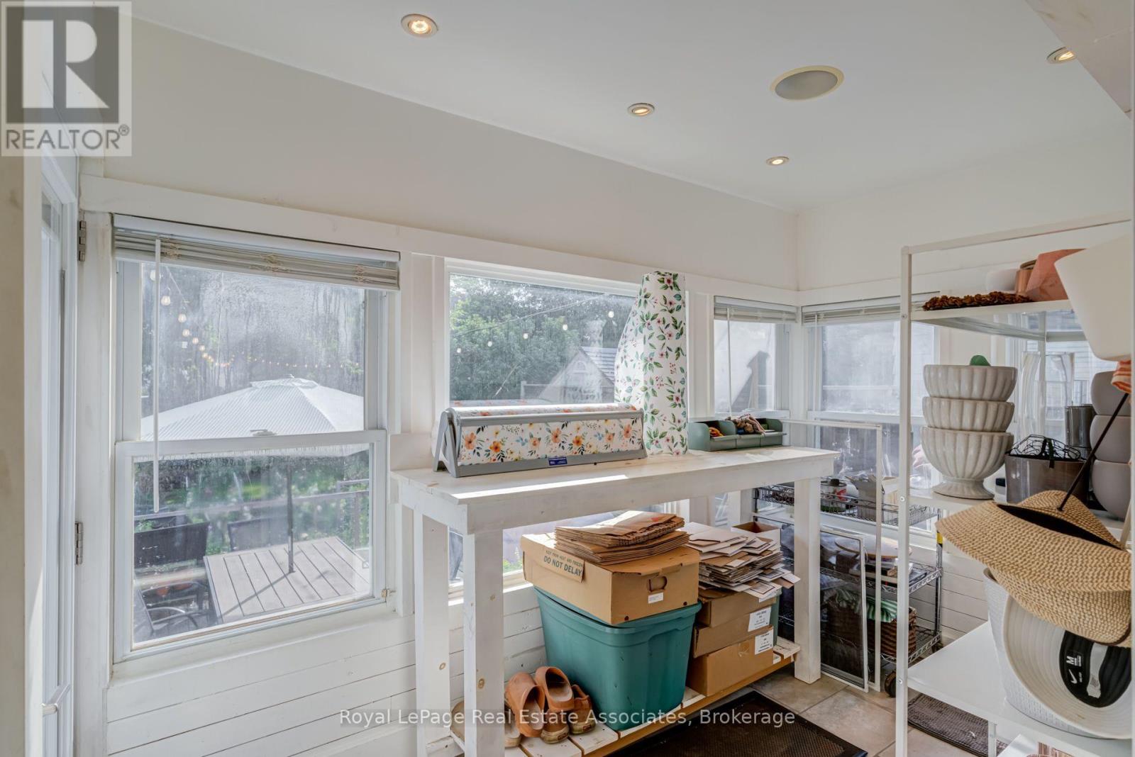 889 Third Street Property Photo 26