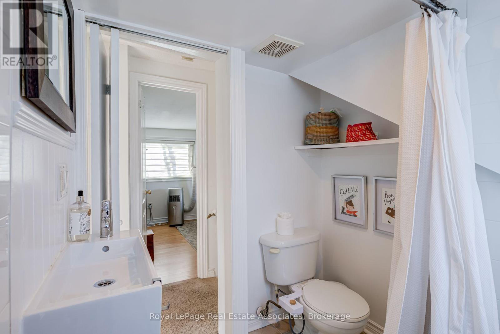 889 Third Street Property Photo 34