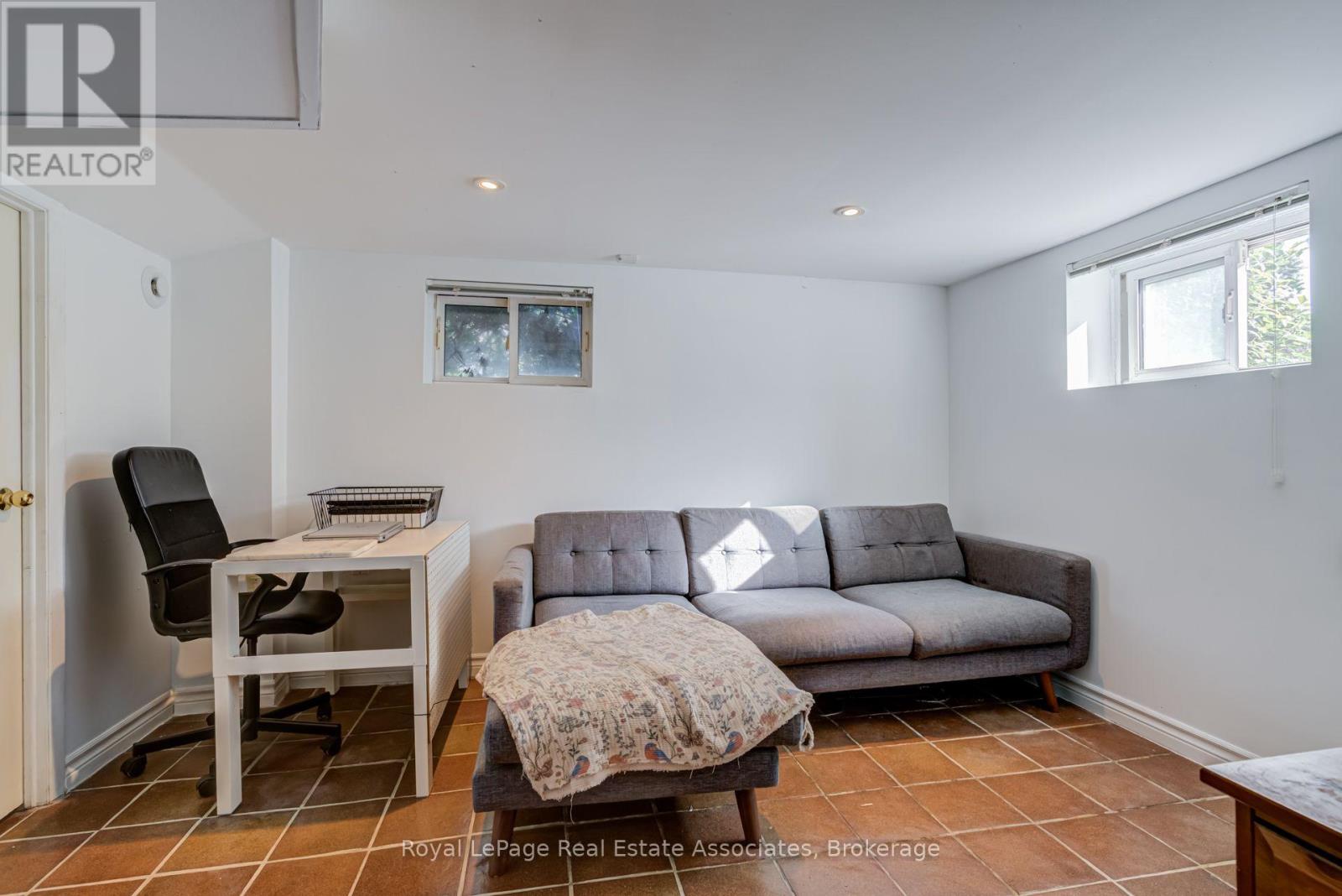 889 Third Street Property Photo 35