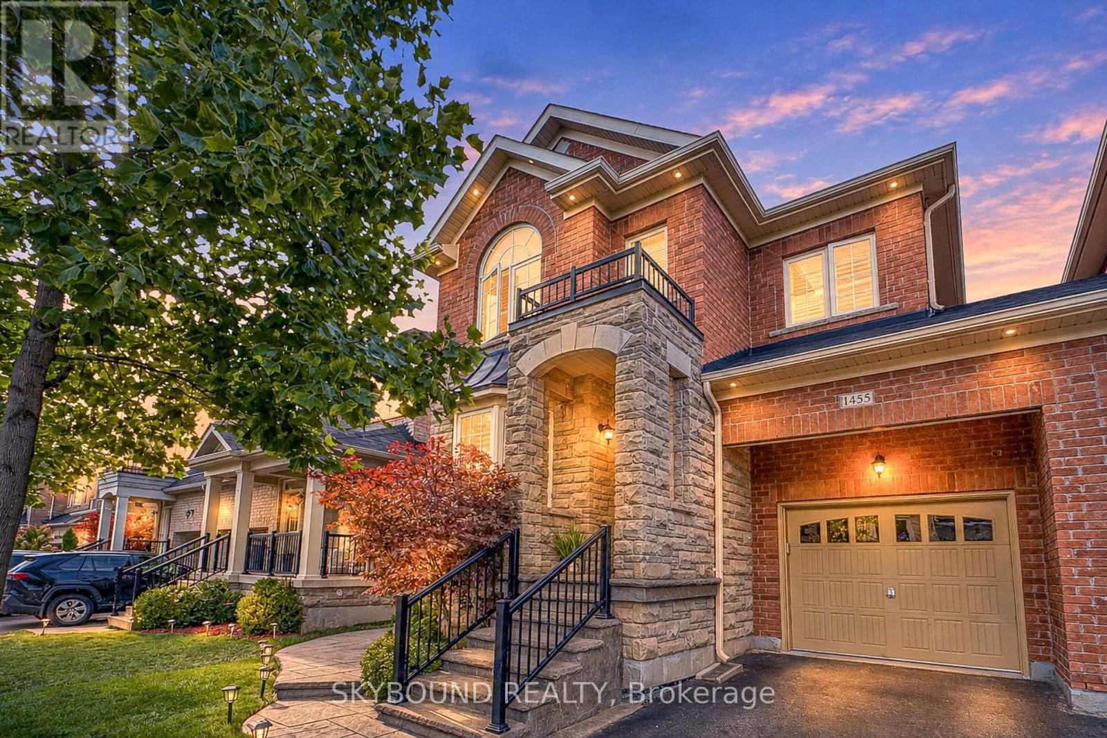 1455 HAWS CRESCENT Property Photo 1