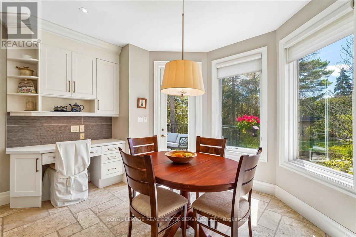1726 The Pines Property Photo 8