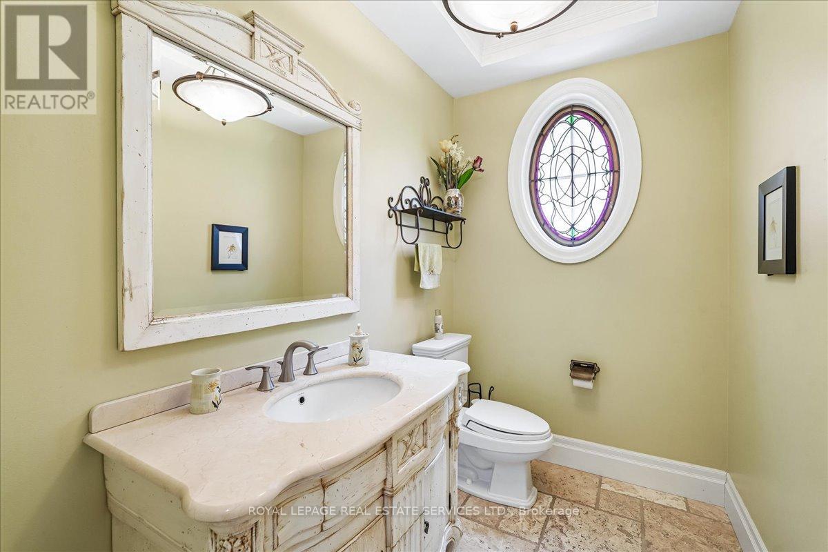 1726 The Pines Property Photo 16