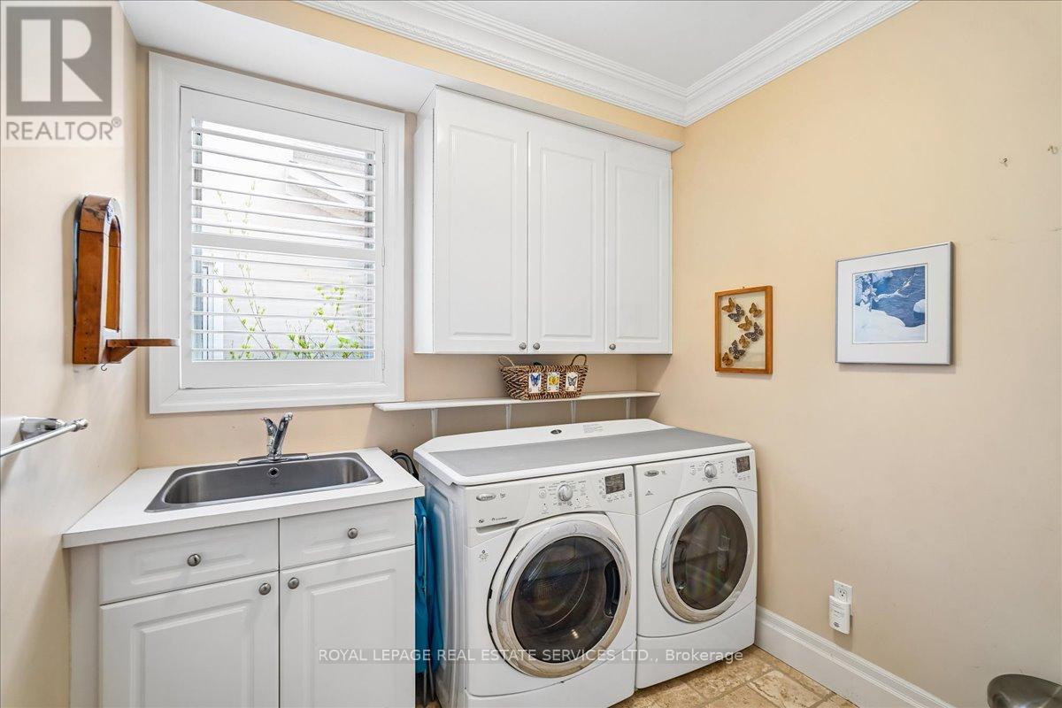 1726 The Pines Property Photo 17