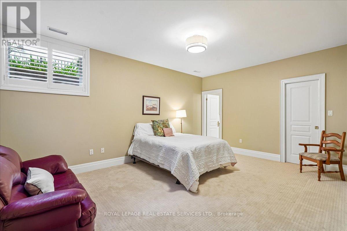 1726 The Pines Property Photo 36