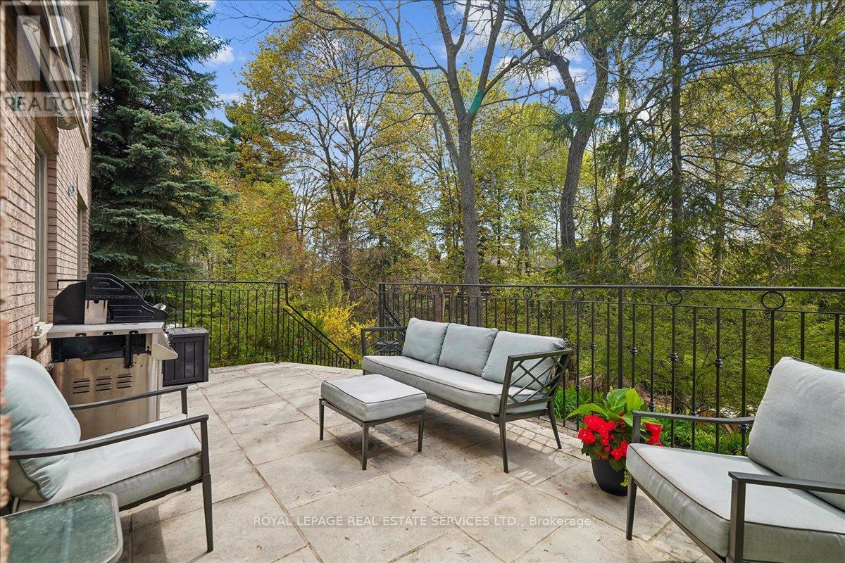 1726 The Pines Property Photo 41
