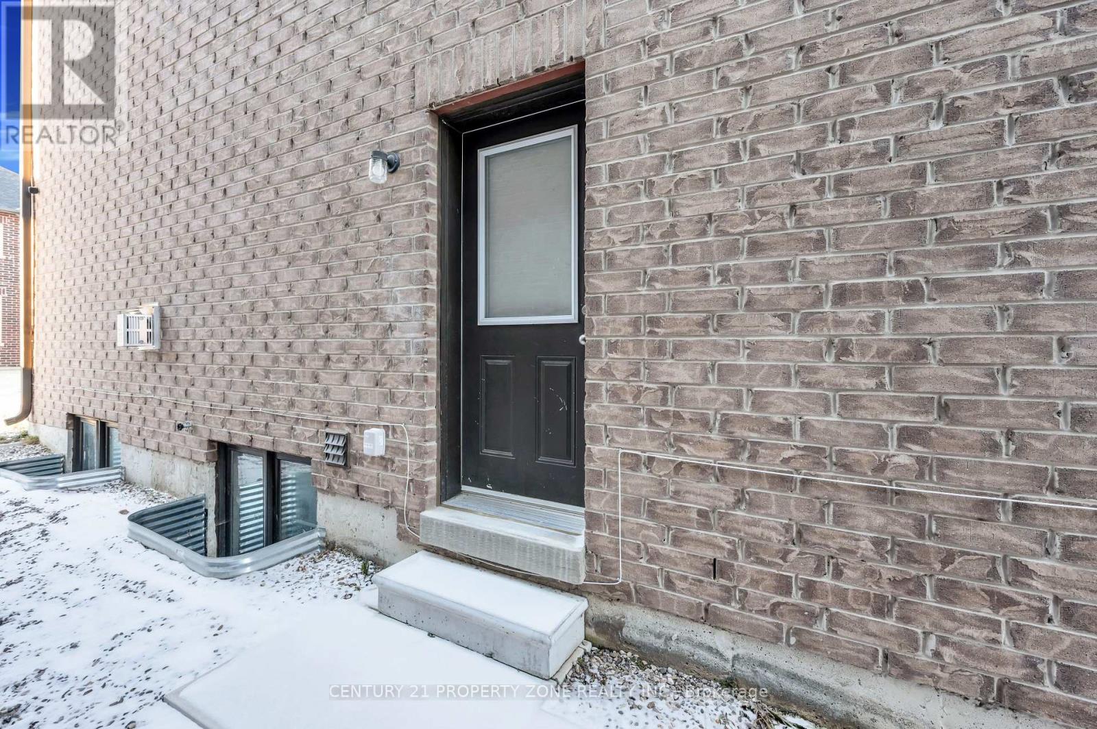12 Trellanock Road Property Photo 3